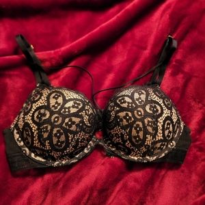 VS bombshell bra 34B
